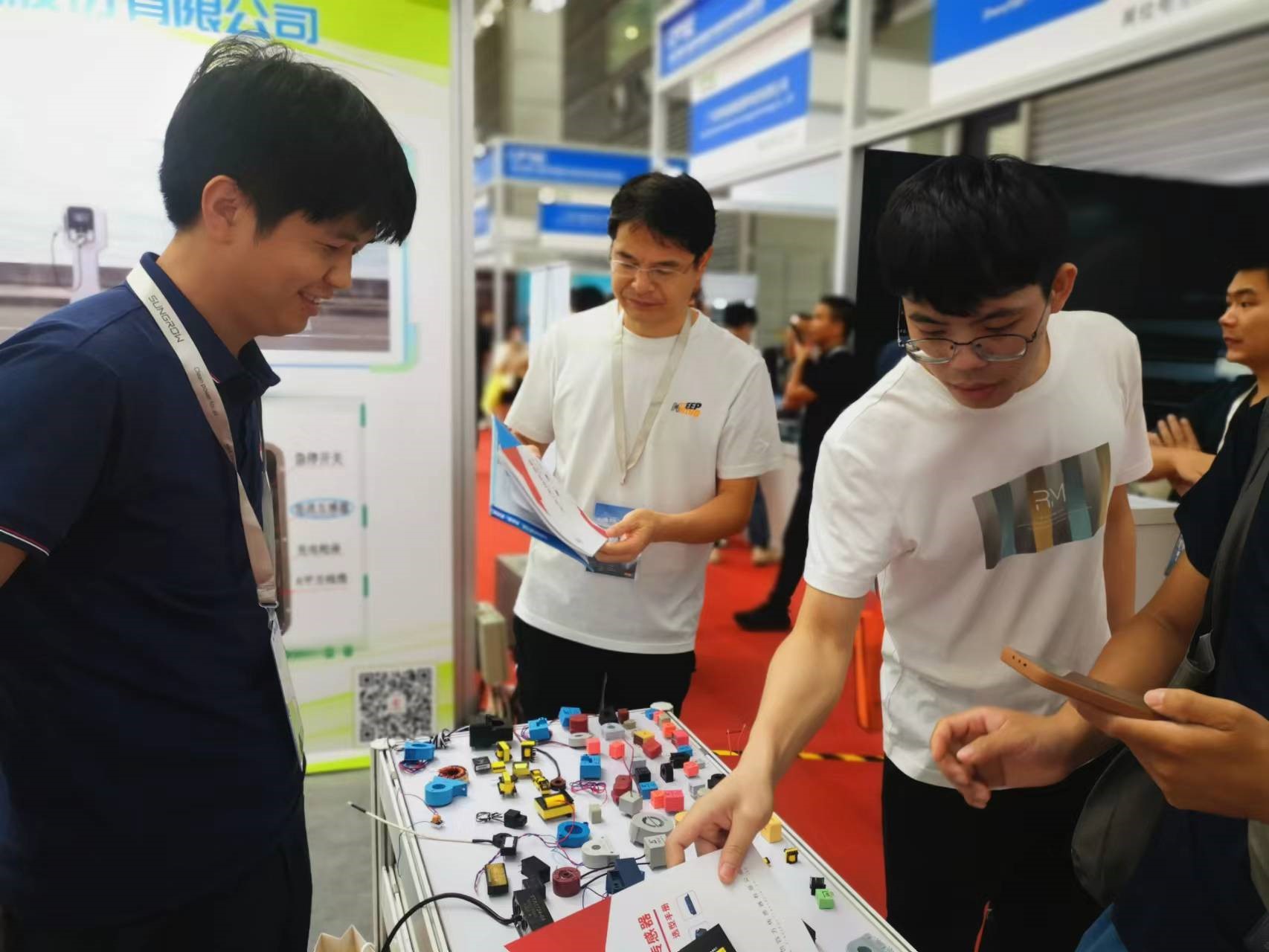 1694409246473743.jpg 2.jpg