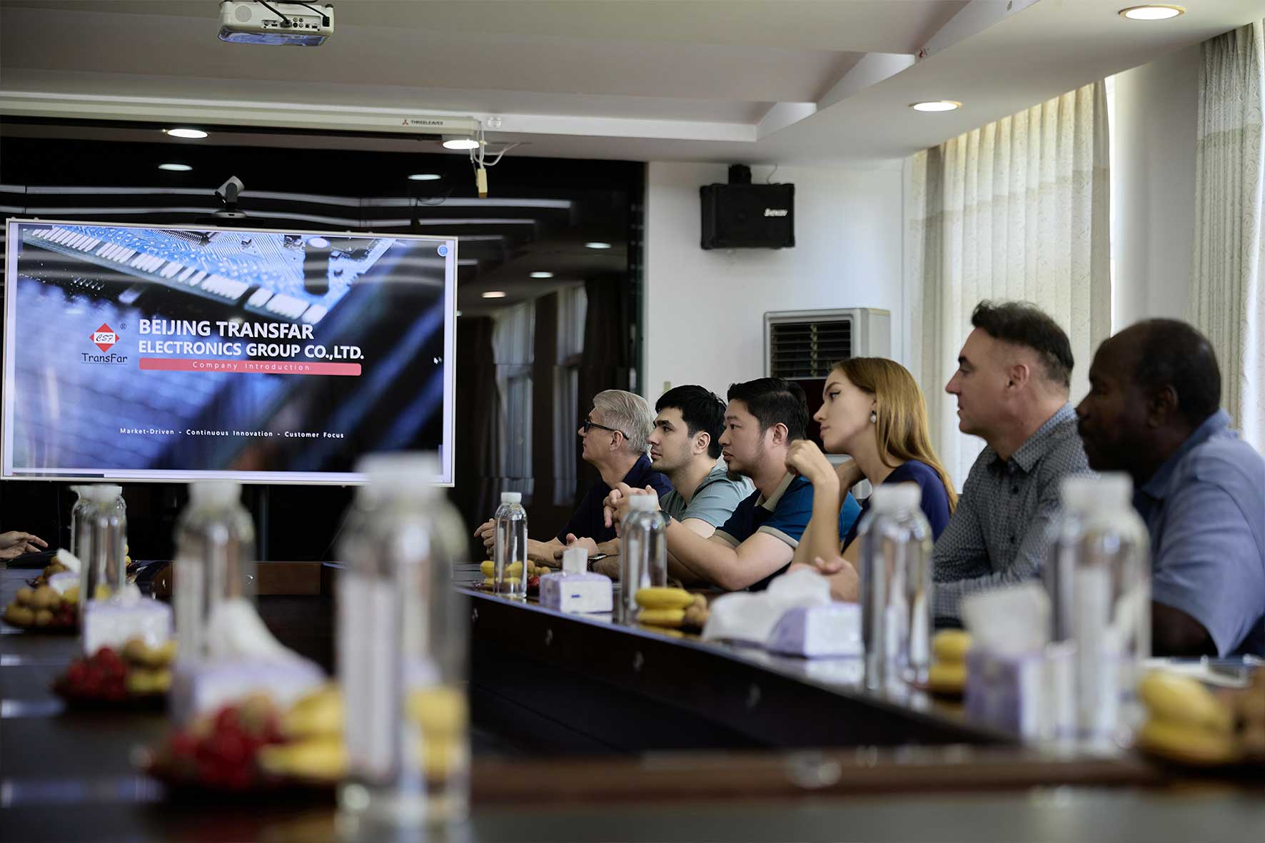 1757988689128688.jpg 2.jpg